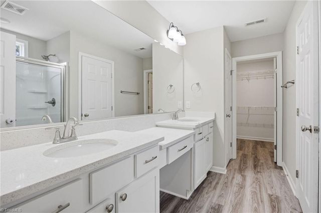 2948 Lashmit Drive, Winston-salem, NC 27103