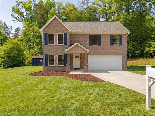 2948 Lashmit Drive, Winston-salem, NC 27103