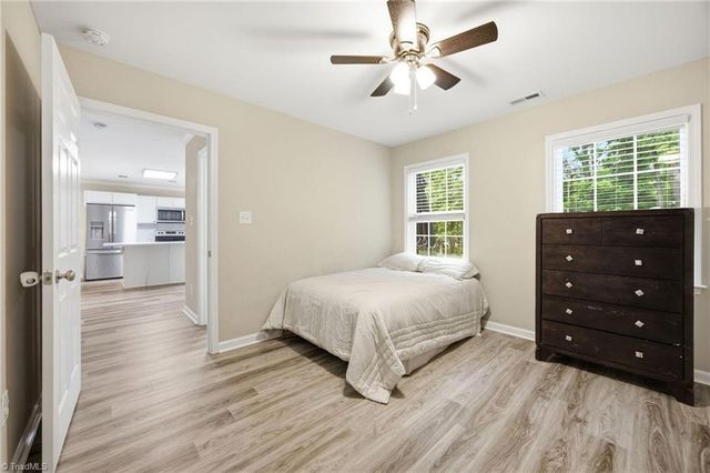 2948 Lashmit Drive, Winston-salem, NC 27103
