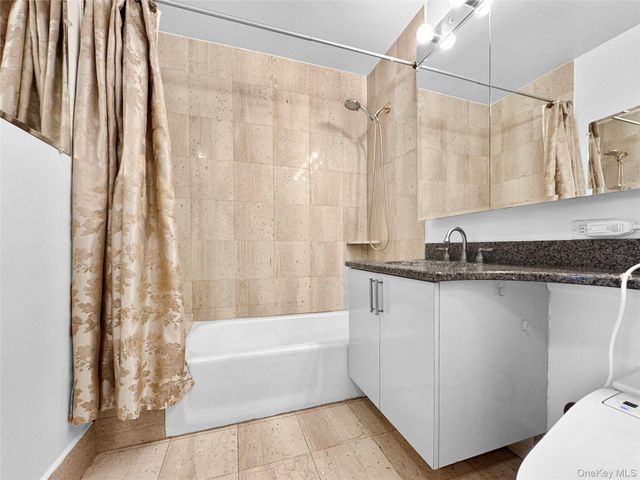 11201 Queens Boulevard 18C, Forest Hills, NY 11375