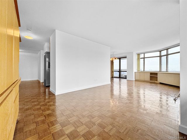 11201 Queens Boulevard 18C, Forest Hills, NY 11375