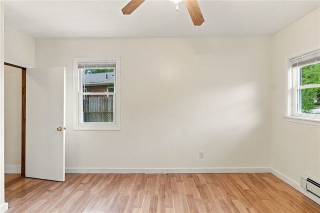 11 Dupont Circle, North Kingstown, RI 02852