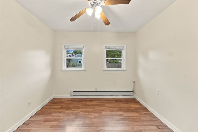 11 Dupont Circle, North Kingstown, RI 02852