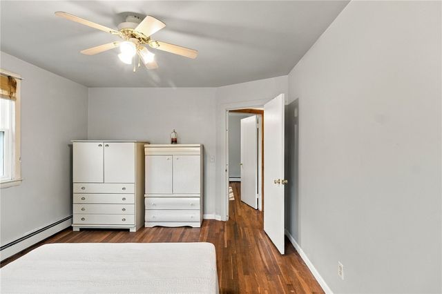 11 Dupont Circle, North Kingstown, RI 02852