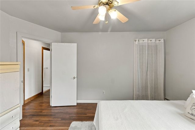 11 Dupont Circle, North Kingstown, RI 02852