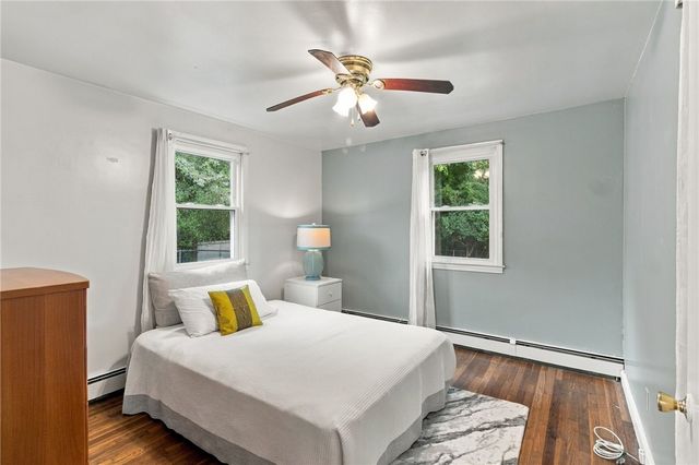 11 Dupont Circle, North Kingstown, RI 02852