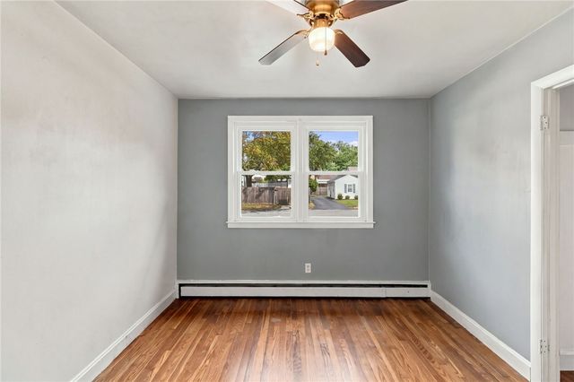 11 Dupont Circle, North Kingstown, RI 02852