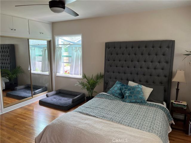 2539 Santiago, Santa Ana, CA 92706