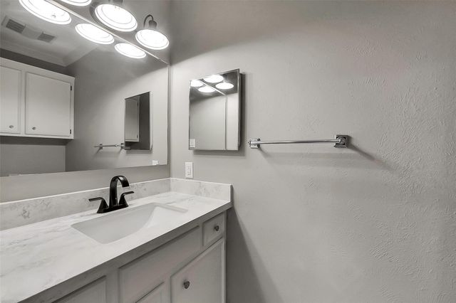 3405 Longherridge Drive, Pearland, TX 77581