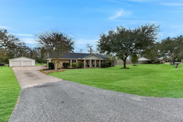 3405 Longherridge Drive, Pearland, TX 77581