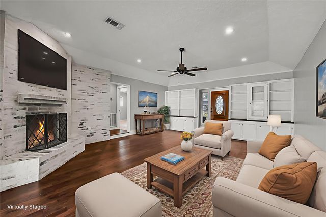 3405 Longherridge Drive, Pearland, TX 77581