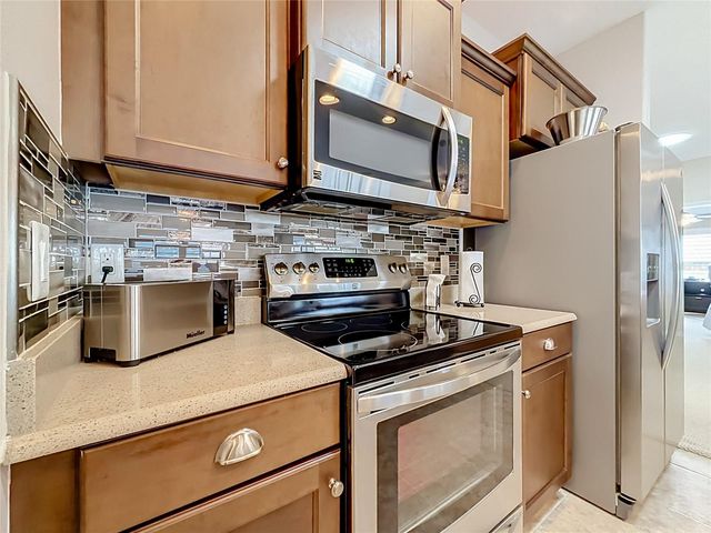 27132 ROANOKE DRIVE, Leesburg, FL 34748