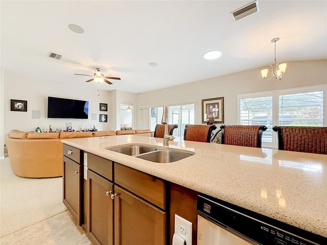 27132 ROANOKE DRIVE, Leesburg, FL 34748