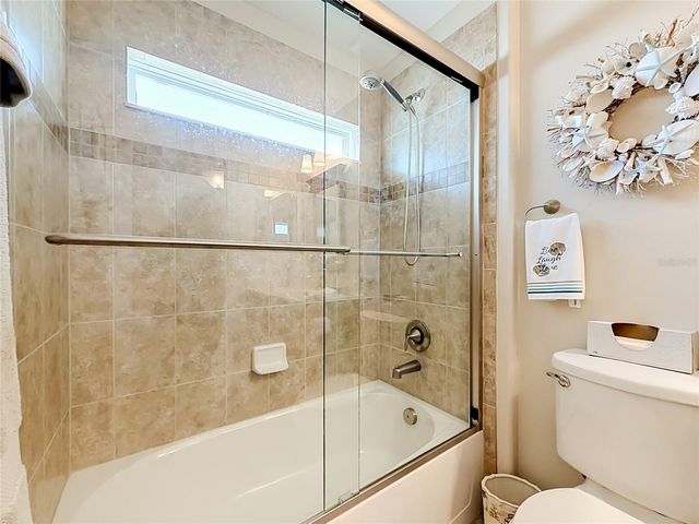 27132 ROANOKE DRIVE, Leesburg, FL 34748