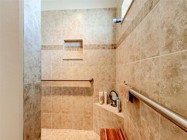 27132 ROANOKE DRIVE, Leesburg, FL 34748