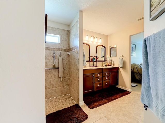 27132 ROANOKE DRIVE, Leesburg, FL 34748