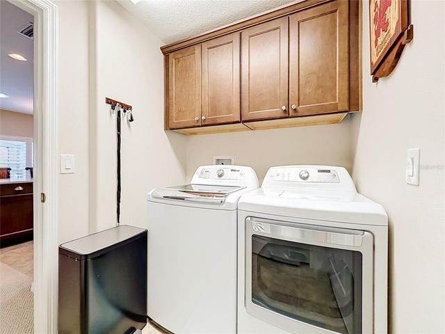 27132 ROANOKE DRIVE, Leesburg, FL 34748