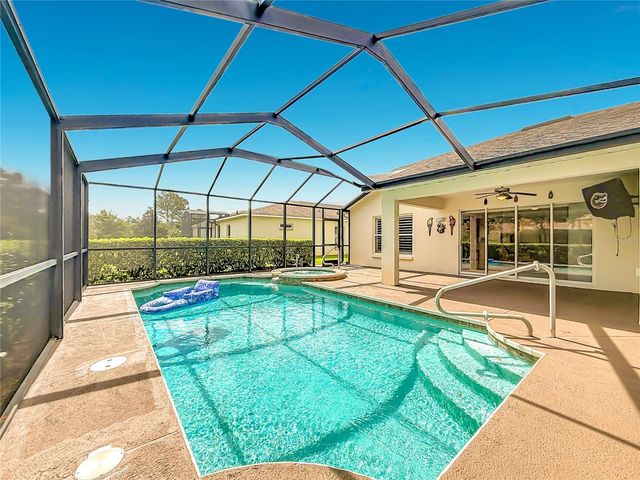 27132 ROANOKE DRIVE, Leesburg, FL 34748