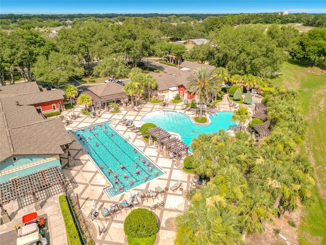 27132 ROANOKE DRIVE, Leesburg, FL 34748