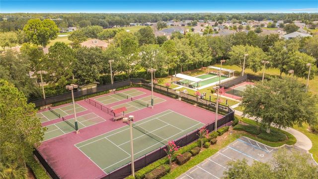 27132 ROANOKE DRIVE, Leesburg, FL 34748