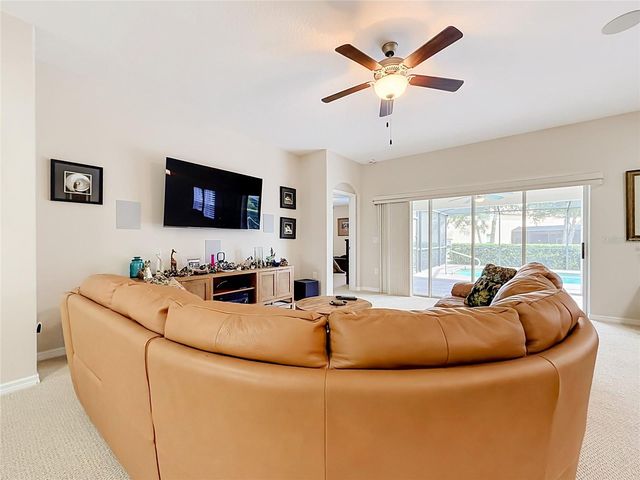 27132 ROANOKE DRIVE, Leesburg, FL 34748