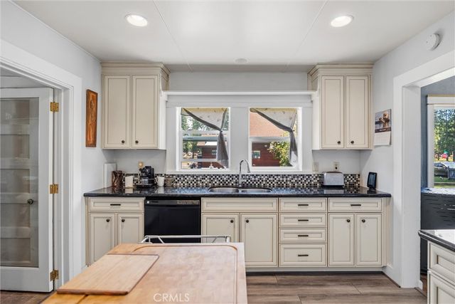 104 Elm, Westwood, CA 96137