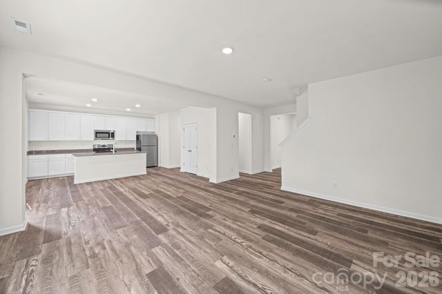 7813 E Lane Drive, Charlotte, NC 28212