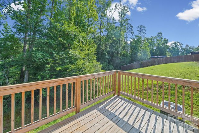 7813 E Lane Drive, Charlotte, NC 28212