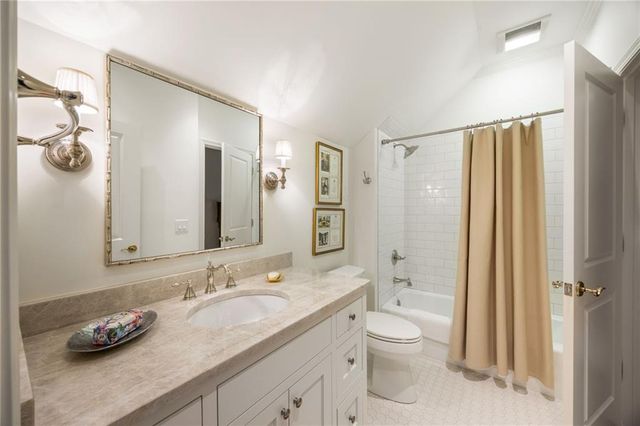 1116 Bellewood Square, Atlanta, GA 30338