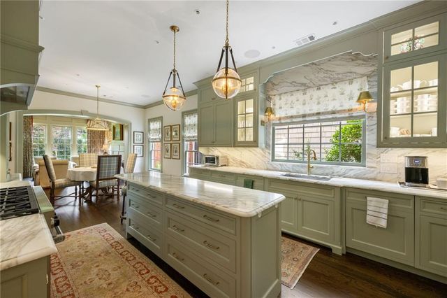 1116 Bellewood Square, Atlanta, GA 30338