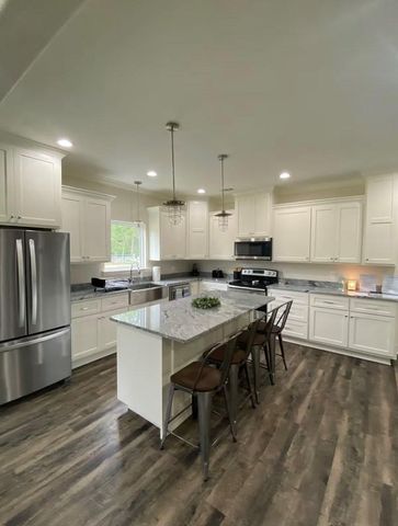 190 Joan Street, Zavalla, TX 75980