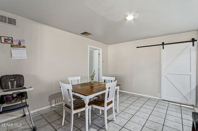 10540 Socorro Road, Socorro, TX 79927