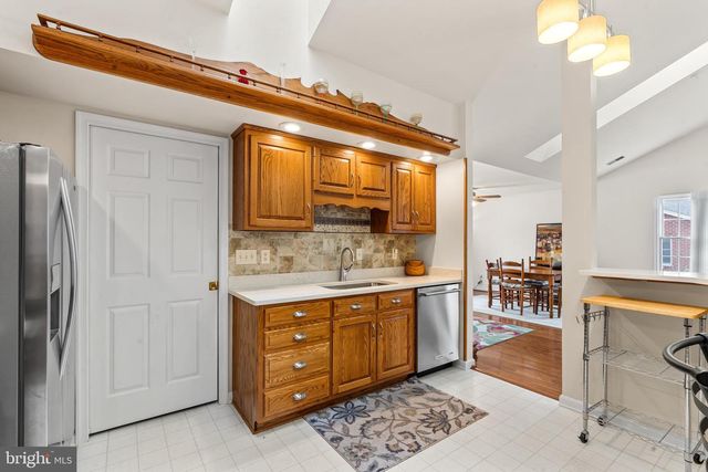 121 CHANTILLY CT, Hagerstown, MD 21740