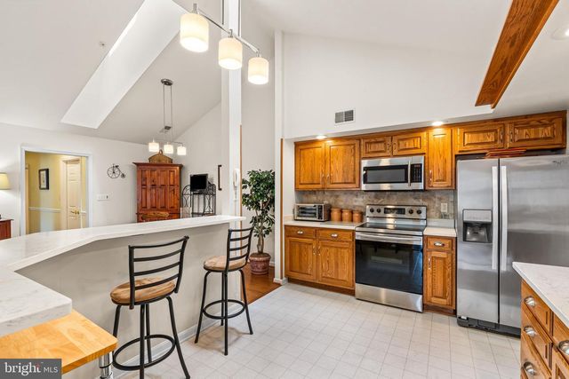 121 CHANTILLY CT, Hagerstown, MD 21740