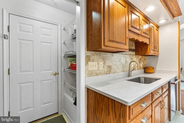 121 CHANTILLY CT, Hagerstown, MD 21740