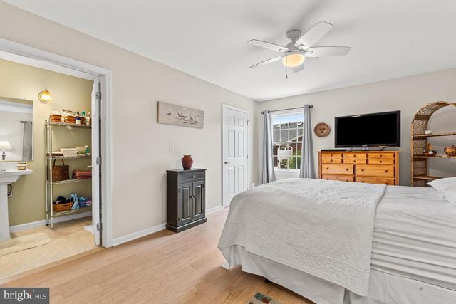 121 CHANTILLY CT, Hagerstown, MD 21740