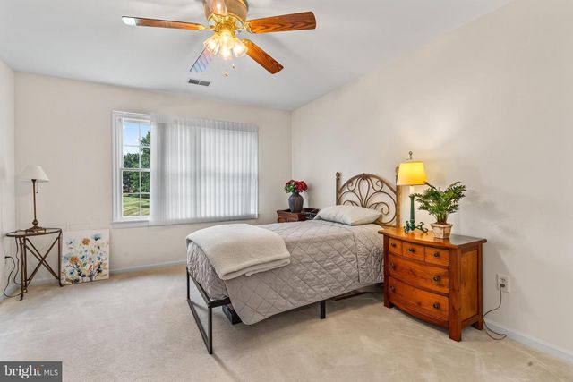 121 CHANTILLY CT, Hagerstown, MD 21740