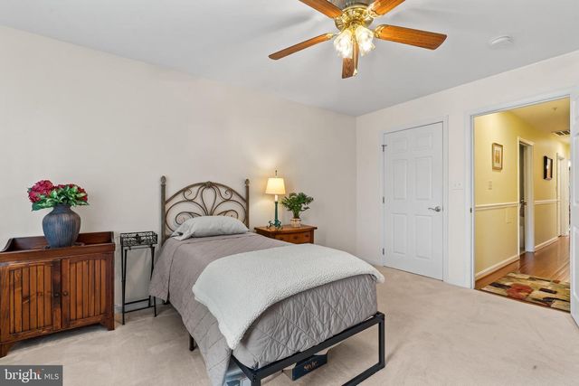 121 CHANTILLY CT, Hagerstown, MD 21740