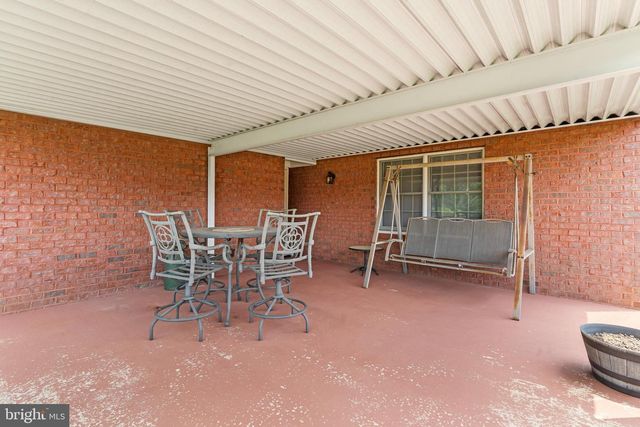121 CHANTILLY CT, Hagerstown, MD 21740