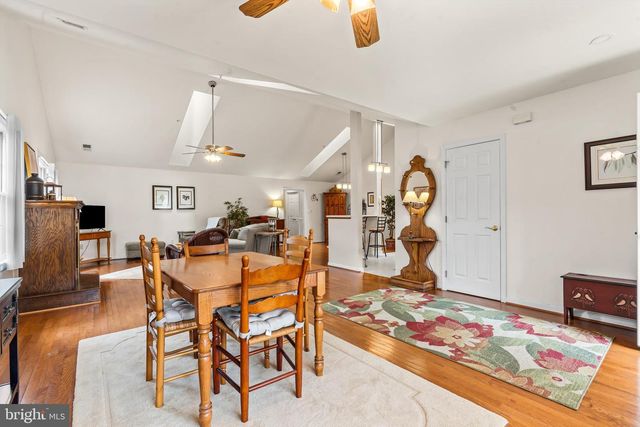 121 CHANTILLY CT, Hagerstown, MD 21740