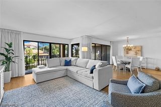 6710 Pelican Bay BLVD 422, Naples, FL 34108