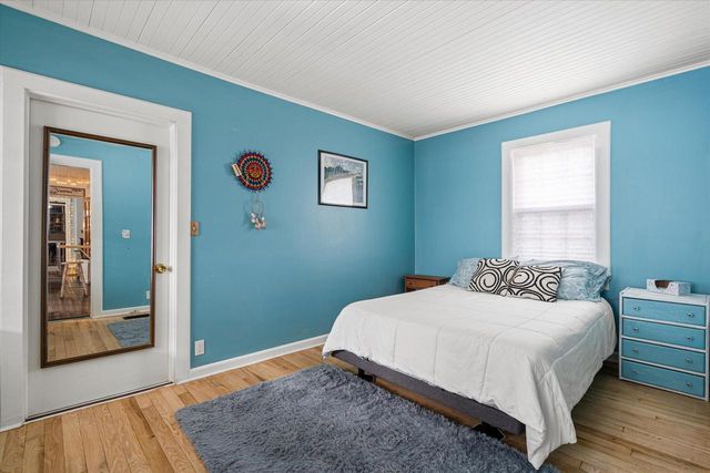 820 N 8th STREET, Manitowoc, WI 54220