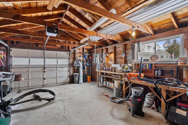 820 N 8th STREET, Manitowoc, WI 54220