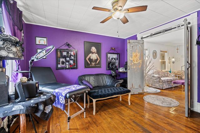 820 N 8th STREET, Manitowoc, WI 54220