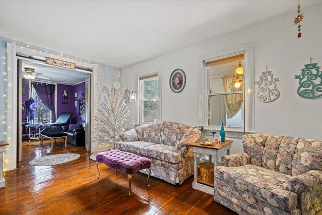 820 N 8th STREET, Manitowoc, WI 54220