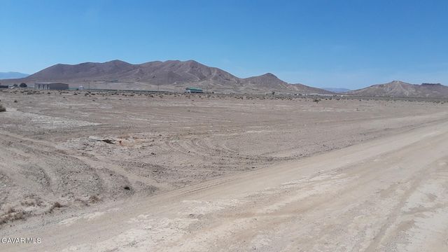 67th St W, Rosamond, CA 93560