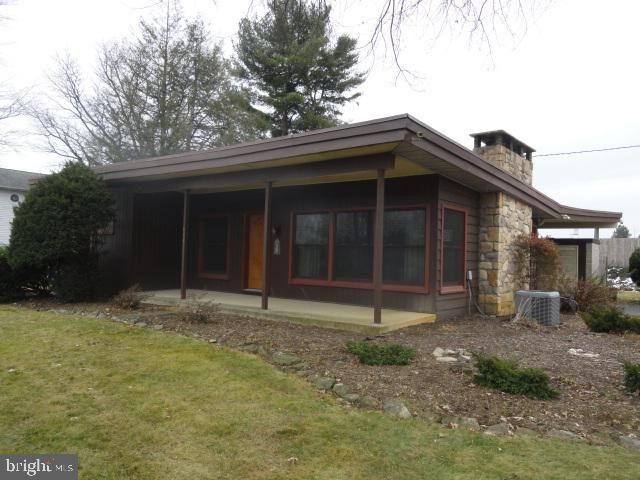 644 STOUFFER AVENUE, Chambersburg, PA 17201