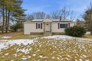 5 Railroad Avenue, Rochester, NH 03867