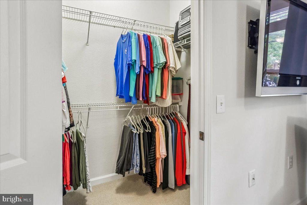 Image 19 of property listing at 11750 OLD GEORGETOWN #2136, North Bethesda, MD 20852