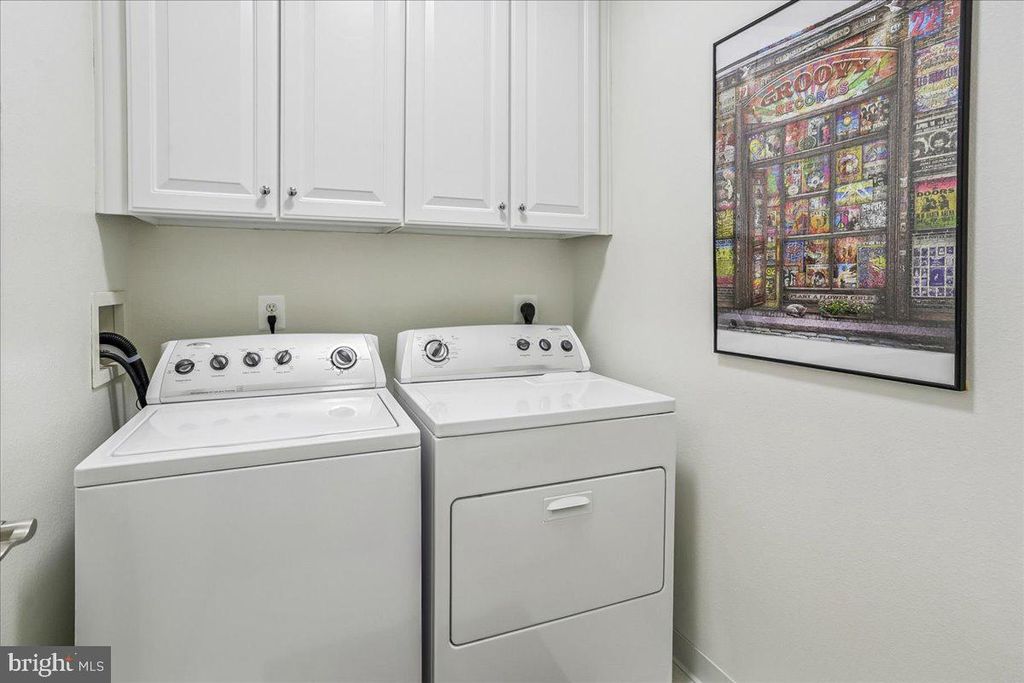 Image 27 of property listing at 11750 OLD GEORGETOWN #2136, North Bethesda, MD 20852